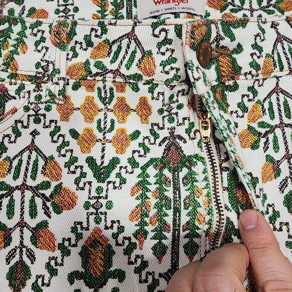 Wrangler denim Mini skirt size 12 L15'' x W32'' - Picture 2 of 8